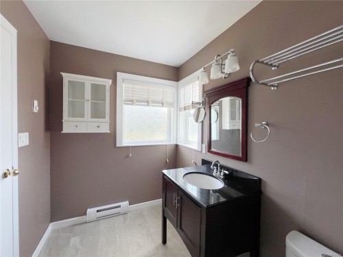 492 Cedar Cres, Gold River, BC 