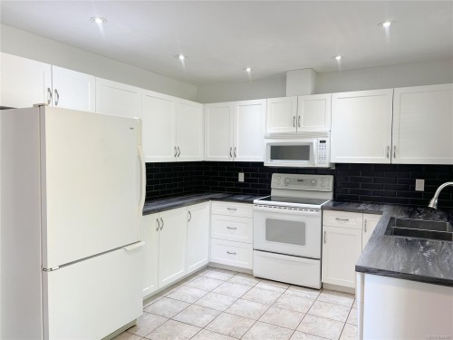 492 Cedar Cres, Gold River, BC 