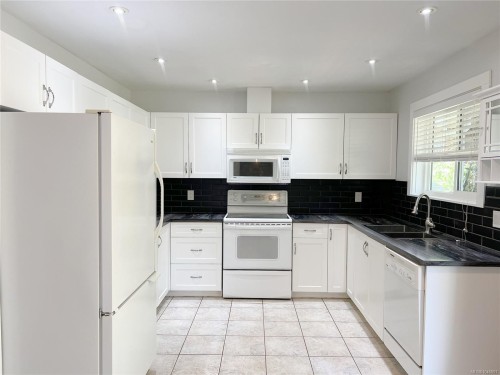 492 Cedar Cres, Gold River, BC 