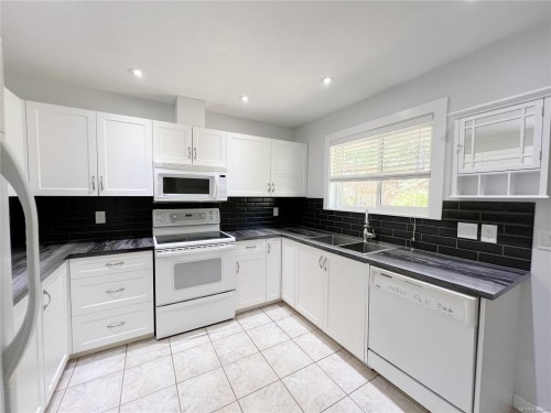492 Cedar Cres, Gold River, BC 