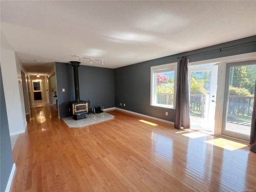 492 Cedar Cres, Gold River, BC 