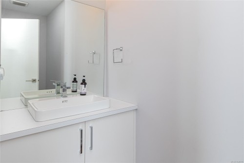 259 Bellamy Link, Langford, BC - Indoor Photo Showing Bathroom