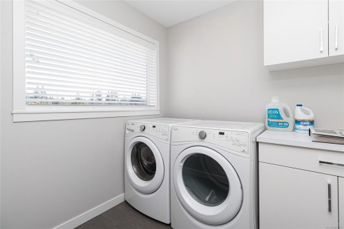 259 Bellamy Link, Langford, BC - Indoor Photo Showing Laundry Room