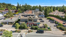 #302-7143 West Saanich Rd Central Saanich, BC V8M 1P7