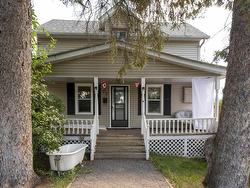 73 EMPRESS AVE N  Thunder Bay, ON P7A 6C2