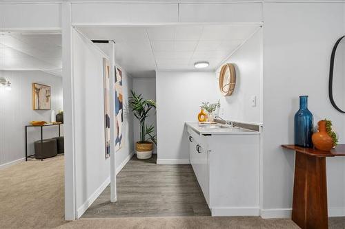 71 Macalester Bay, Winnipeg, MB - Indoor