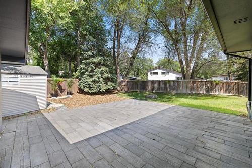 71 Macalester Bay, Winnipeg, MB - Outdoor
