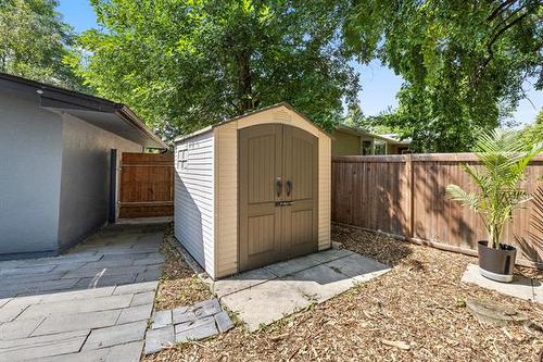 71 Macalester Bay, Winnipeg, MB - Outdoor With Exterior