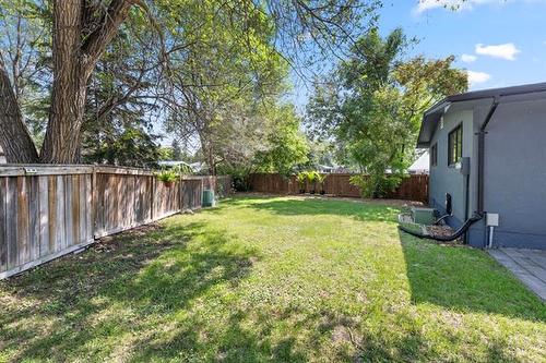 71 Macalester Bay, Winnipeg, MB - Outdoor