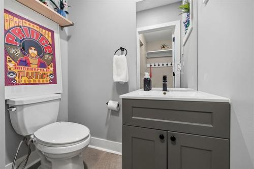 497 Brock St, Winnipeg, MB - Indoor Photo Showing Bathroom
