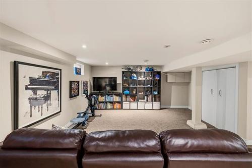 497 Brock St, Winnipeg, MB - Indoor