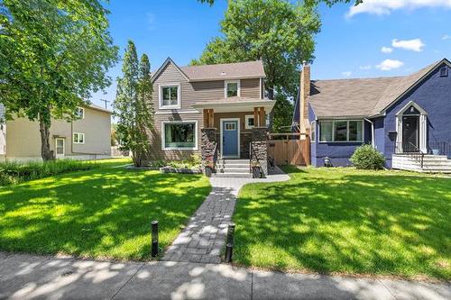 497 Brock St, Winnipeg, MB - Outdoor With Facade