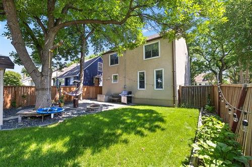 497 Brock St, Winnipeg, MB - Outdoor