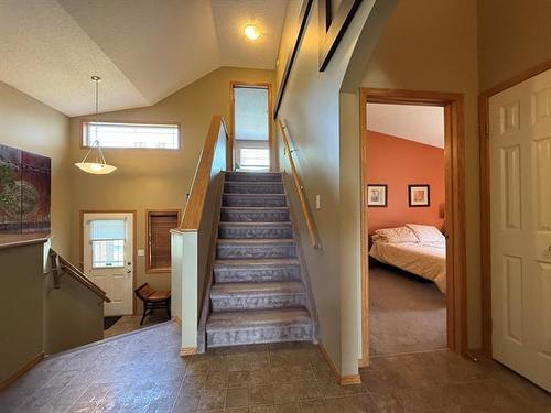 44 Ben Hewak Bay, Winnipeg, MB - Indoor Photo Showing Other Room