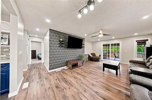 34 Leamington Gate, Winnipeg, MB - Indoor