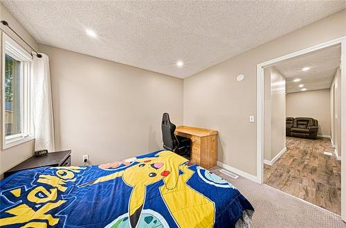 34 Leamington Gate, Winnipeg, MB - Indoor Photo Showing Bedroom