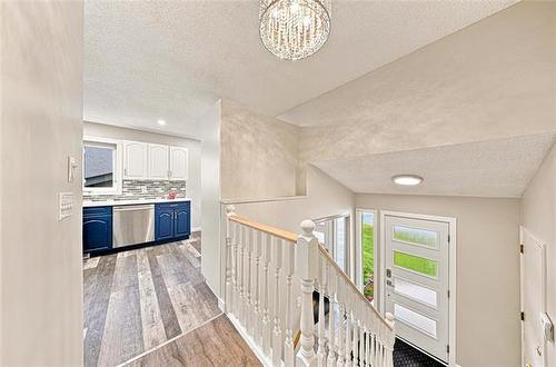 34 Leamington Gate, Winnipeg, MB - Indoor Photo Showing Other Room