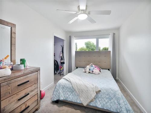 191 Twain Dr, Winnipeg, MB - Indoor Photo Showing Bedroom