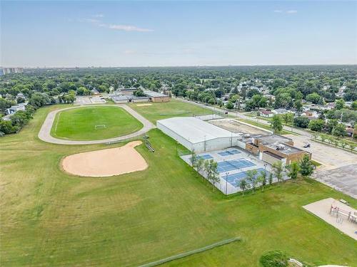 191 Twain Dr, Winnipeg, MB - Outdoor With View