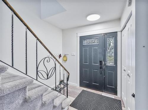 191 Twain Dr, Winnipeg, MB - Indoor Photo Showing Other Room