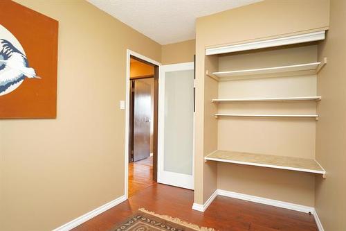 58 Amelia Cr, Winnipeg, MB - Indoor