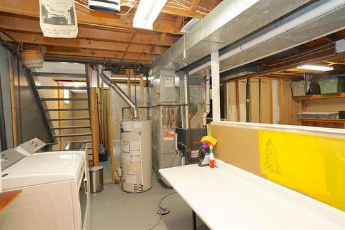 58 Amelia Cr, Winnipeg, MB - Indoor Photo Showing Basement