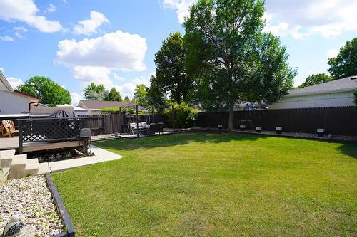 58 Amelia Cr, Winnipeg, MB - Outdoor