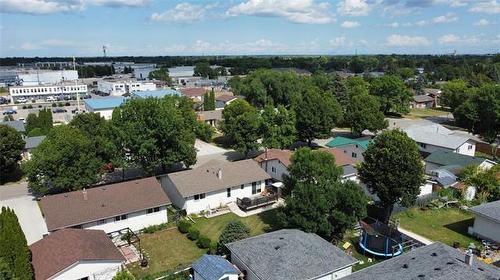58 Amelia Cr, Winnipeg, MB - Outdoor With View