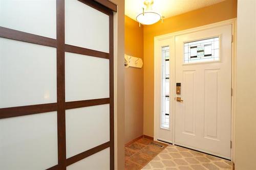 58 Amelia Cr, Winnipeg, MB - Indoor Photo Showing Other Room