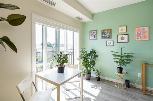 304-50 Philip Lee Dr, Winnipeg, MB - Indoor Photo Showing Other Room