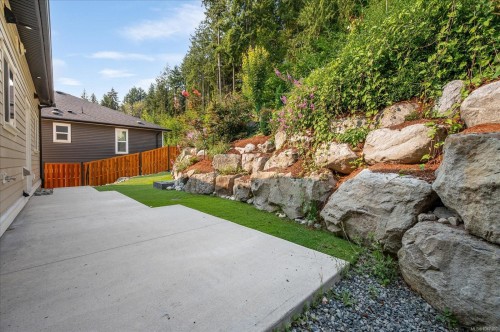 908 Craig Rd, Ladysmith, BC 
