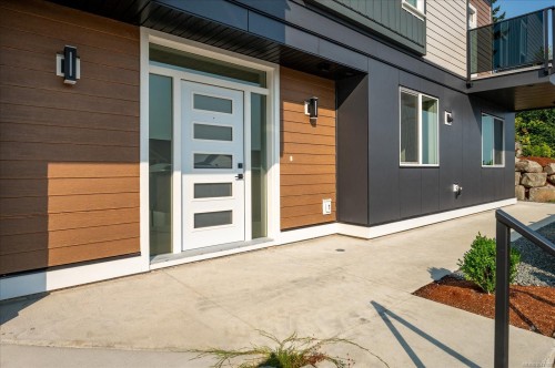 908 Craig Rd, Ladysmith, BC 