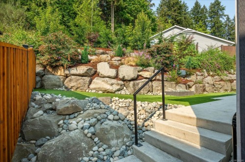 908 Craig Rd, Ladysmith, BC 