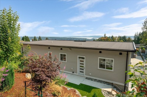 908 Craig Rd, Ladysmith, BC 