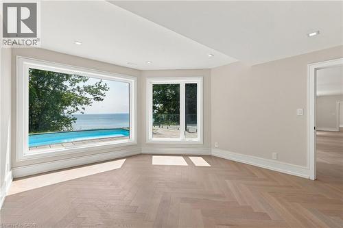 100 Appleby Place, Burlington, ON - Indoor Photo Showing Other Room