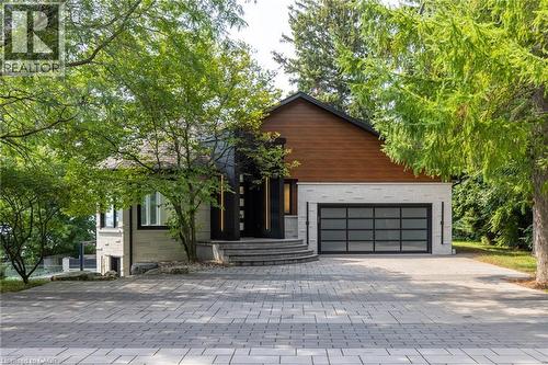 100 Appleby Place, Burlington, ON - Outdoor