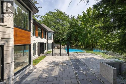 100 Appleby Place, Burlington, ON - Outdoor With In Ground Pool