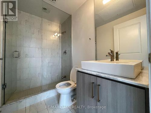 1005 - 1 The Esplanade Drive, Toronto, ON - Indoor Photo Showing Bathroom