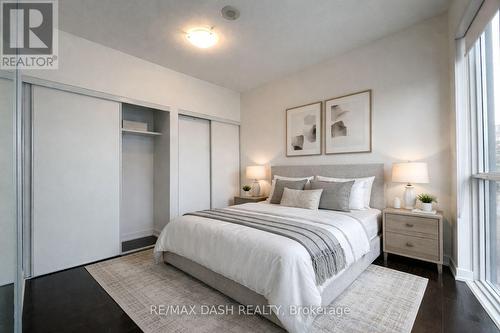 1005 - 1 The Esplanade Drive, Toronto, ON - Indoor Photo Showing Bedroom