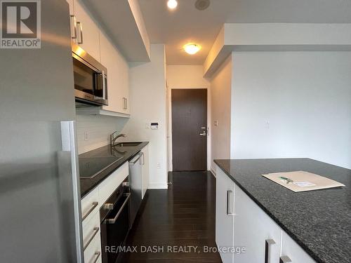 1005 - 1 The Esplanade Drive, Toronto, ON - Indoor Photo Showing Kitchen With Upgraded Kitchen