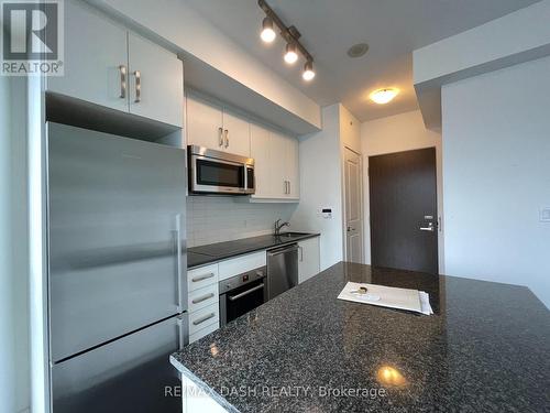 1005 - 1 The Esplanade Drive, Toronto, ON - Indoor Photo Showing Kitchen