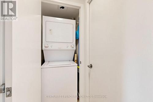 4106 - 210 Victoria Street, Toronto, ON - Indoor Photo Showing Laundry Room