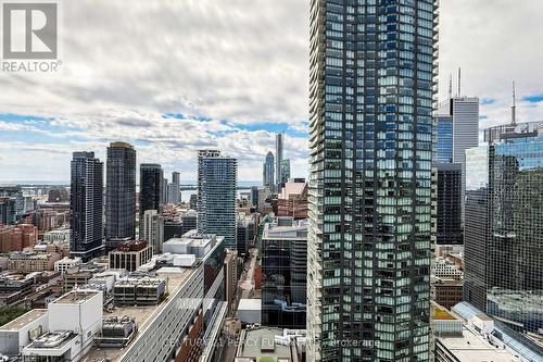 4106 - 210 Victoria Street, Toronto, ON - Outdoor