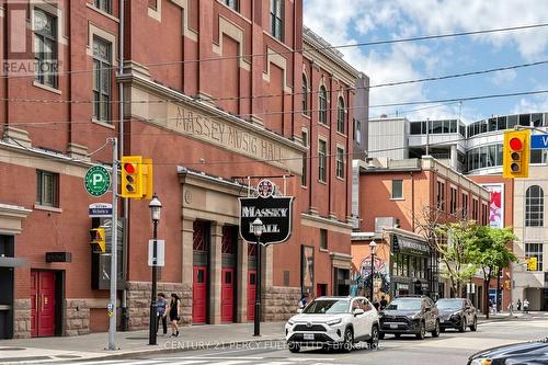 4106 - 210 Victoria Street, Toronto, ON - Outdoor