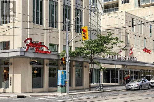 4106 - 210 Victoria Street, Toronto, ON - Outdoor