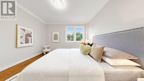 41 Jonathan Gate, Vaughan, ON - Indoor Photo Showing Bedroom