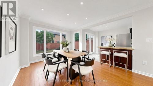 41 Jonathan Gate, Vaughan, ON - Indoor Photo Showing Dining Room