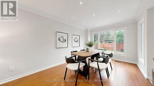 41 Jonathan Gate, Vaughan, ON - Indoor Photo Showing Dining Room