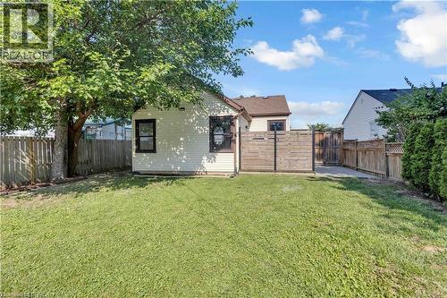 74 Eighth Avenue, Brantford, ON - Outdoor