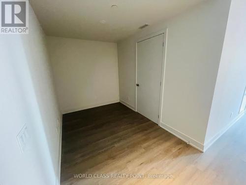 2404 - 8 Cumberland Street, Toronto, ON - Indoor Photo Showing Other Room